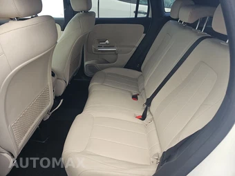 2025 Mercedes-Benz GLA 250 4MATIC - miniatura 19