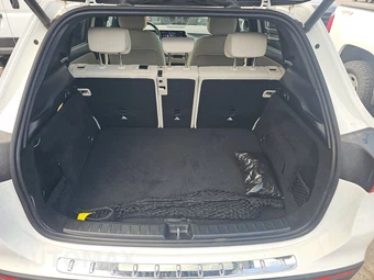 2025 Mercedes-Benz GLA 250 4MATIC - miniatura 23