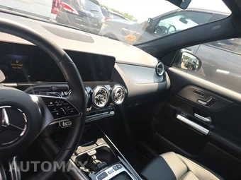 2025 Mercedes-Benz GLA 250 4MATIC – miniatura 11