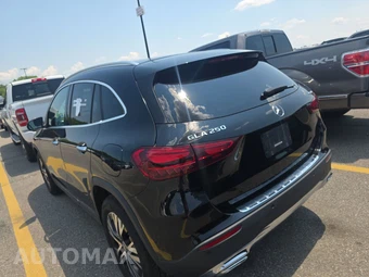 2025 Mercedes-Benz GLA 250 4MATIC – miniatura 6