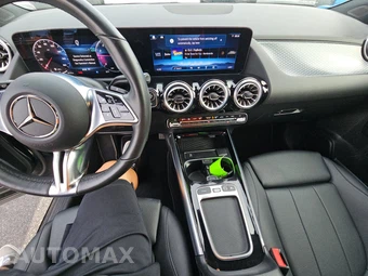 2025 Mercedes-Benz GLA 250 4MATIC - miniatura 17
