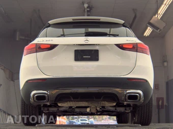 2025 Mercedes-Benz GLA 250 4MATIC - miniatura 7