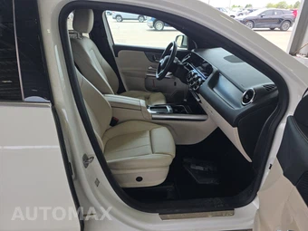 2025 Mercedes-Benz GLA 250 4MATIC - miniatura 14