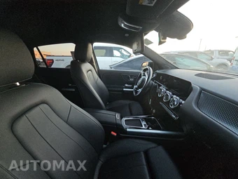 2025 Mercedes-Benz GLA 250 4MATIC - miniatura 8