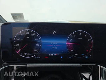 2025 Mercedes-Benz GLA 250 4MATIC - miniatura 18