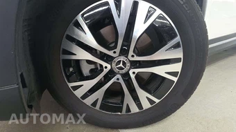 2025 Mercedes-Benz GLA 250 4MATIC - miniatura 26