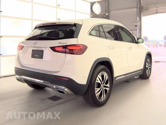 2025 Mercedes-Benz GLA 250 4MATIC - miniatura 5