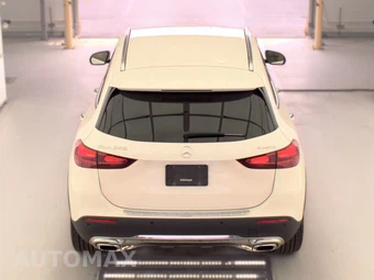 2025 Mercedes-Benz GLA 250 4MATIC - miniatura 6