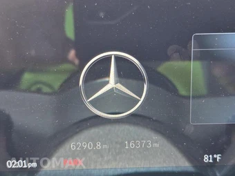 2025 Mercedes-Benz GLA 250 4MATIC - miniatura 12