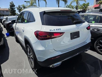 2025 Mercedes-Benz GLA 250 4MATIC - miniatura 20