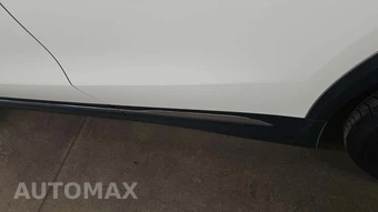 2025 Mercedes-Benz GLA 250 4MATIC - miniatura 28