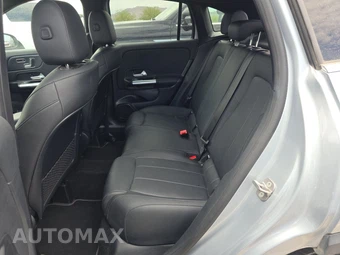 2025 Mercedes-Benz GLA 250 4MATIC - miniatura 13