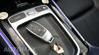 2025 Mercedes-Benz GLA 250 4MATIC - miniatura 18