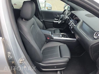 2025 Mercedes-Benz GLA 250 4MATIC - miniatura 8