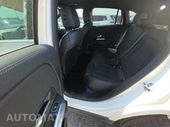 2025 Mercedes-Benz GLA 250 4MATIC - miniatura 13
