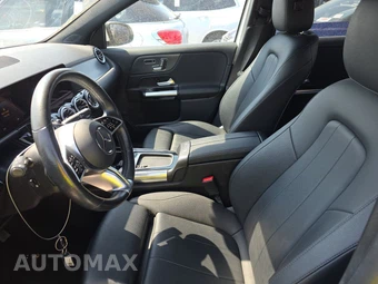 2025 Mercedes-Benz GLA 250 4MATIC - miniatura 7