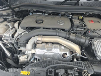 2025 Mercedes-Benz GLA 250 4MATIC - miniatura 16