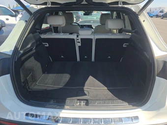 2025 Mercedes-Benz GLA 250 4MATIC - miniatura 16