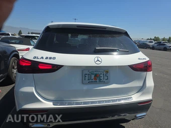 2025 Mercedes-Benz GLA 250 4MATIC - miniatura 5