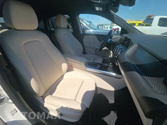 2025 Mercedes-Benz GLA 250 4MATIC - miniatura 8