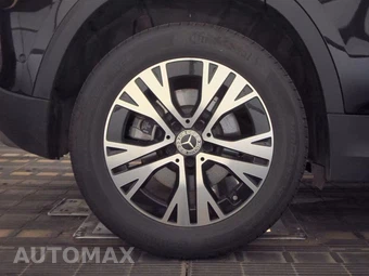 2025 Mercedes-Benz GLA 250 4MATIC – miniatura 11