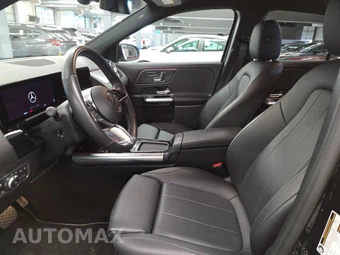 2025 Mercedes-Benz GLA 250 4MATIC – miniatura 13