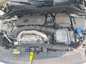 2025 Mercedes-Benz GLA 250 4MATIC - miniatura 15