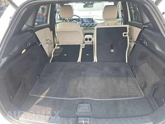 2025 Mercedes-Benz GLA 250 4MATIC - miniatura 16