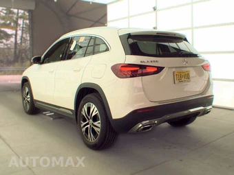 2025 Mercedes-Benz GLA 250 4MATIC - miniatura 6
