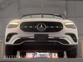 2025 Mercedes-Benz GLA 250 4MATIC - miniatura 3