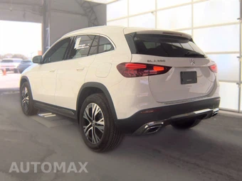 2025 Mercedes-Benz GLA 250 4MATIC - miniatura 8