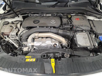 2025 Mercedes-Benz GLA 250 4MATIC - miniatura 22