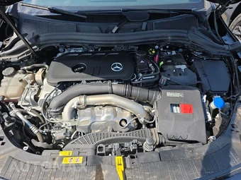 2025 Mercedes-Benz GLA 250 4MATIC - miniatura 15