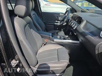 2025 Mercedes-Benz GLA 250 4MATIC - miniatura 8