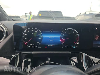 2025 Mercedes-Benz GLA 250 4MATIC - miniatura 12
