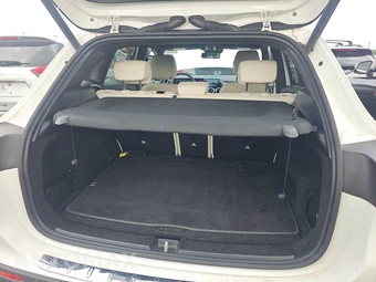 2025 Mercedes-Benz GLA 250 4MATIC - miniatura 16