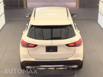 2025 Mercedes-Benz GLA 250 4MATIC - miniatura 5