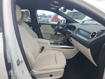 2025 Mercedes-Benz GLA 250 4MATIC - miniatura 8