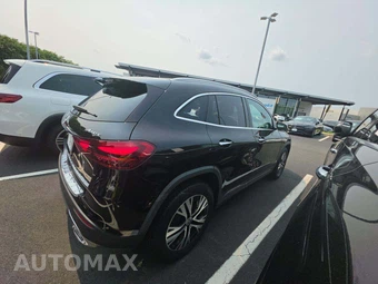 2025 Mercedes-Benz GLA 250 4MATIC - miniatura 4
