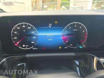 2025 Mercedes-Benz GLA 250 4MATIC - miniatura 10
