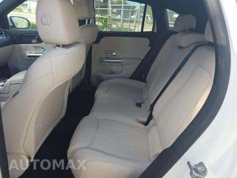 2025 Mercedes-Benz GLA 250 4MATIC - miniatura 14