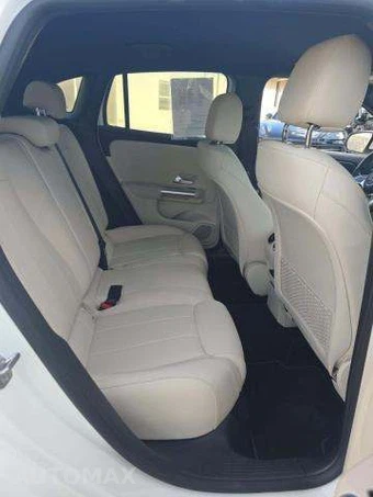 2025 Mercedes-Benz GLA 250 4MATIC - miniatura 17