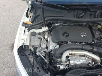 2025 Mercedes-Benz GLA 250 4MATIC - miniatura 23