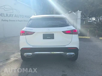 2025 Mercedes-Benz GLA 250 4MATIC - miniatura 4