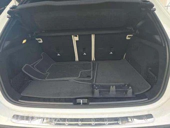 2025 Mercedes-Benz GLA 250 4MATIC – miniatura 15