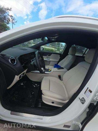 2025 Mercedes-Benz GLA 250 4MATIC – miniatura 7