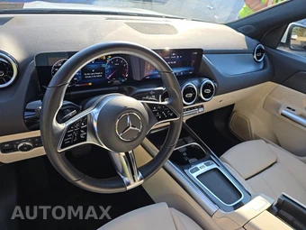 2025 Mercedes-Benz GLA 250 4MATIC – miniatura 11