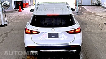 2025 Mercedes-Benz GLA 250 4MATIC – miniatura 5