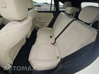2025 Mercedes-Benz GLA 250 - miniatura 13