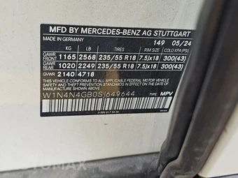 2025 Mercedes-Benz GLA 250 - miniatura 15